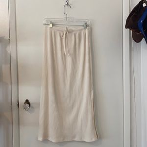 Lisa Says Gah Cream Knit Ribbed Skirt